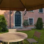 Charming In Mannelli Apartment *
